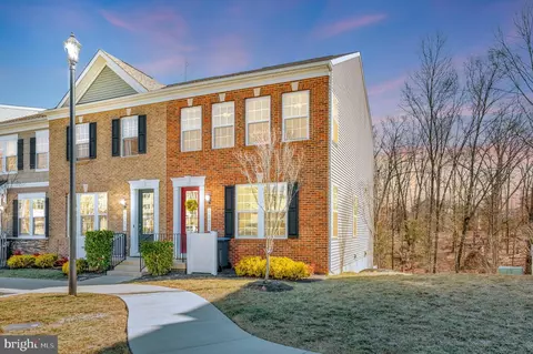 6175 Camerons Ferry Dr, Haymarket, VA 20169