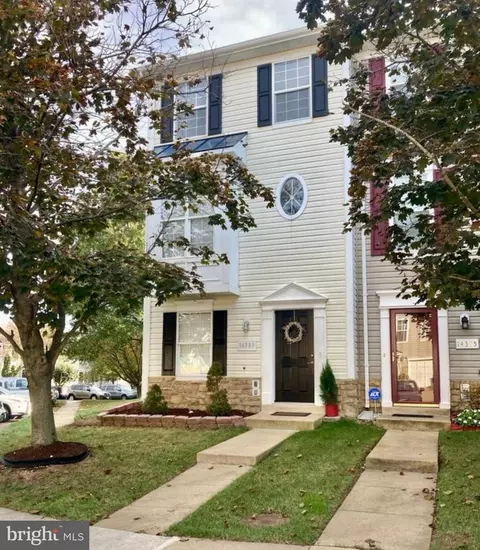 14383 Madrigal Dr, Woodbridge, VA 22193
