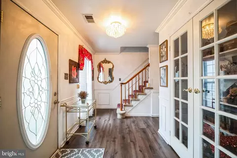 3453 Flint Tavern Pl, Woodbridge, VA 22192
