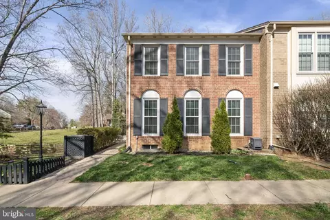 11551 Overleigh Dr, Woodbridge, VA 22192