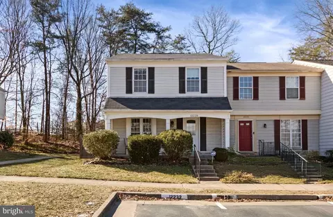 12228 Nutmeg Ct, Woodbridge, VA 22192