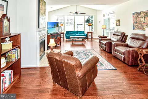 16077 Dancing Leaf Pl, Dumfries, VA 22025 photo 20