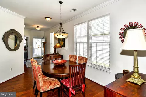16077 Dancing Leaf Pl, Dumfries, VA 22025 photo 9