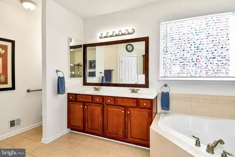 16077 Dancing Leaf Pl, Dumfries, VA 22025 photo 38