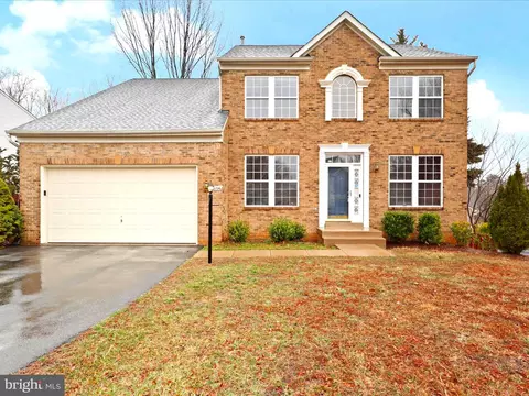 4106 Cardinal Crest Dr, Woodbridge, VA 22193
