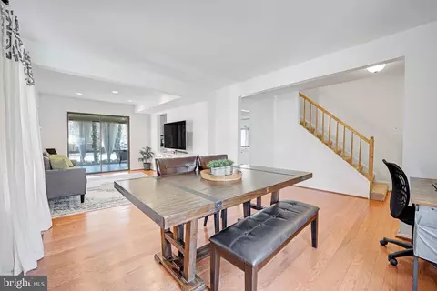 4389 Ashgrove Dr, Dumfries, VA 22025 photo 6
