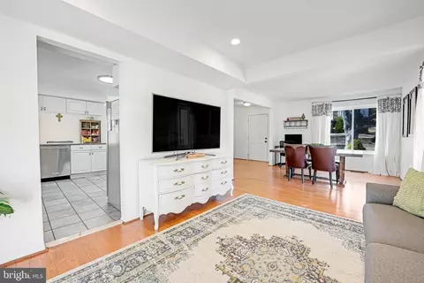 4389 Ashgrove Dr, Dumfries, VA 22025 photo 10