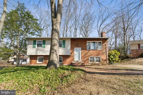 2510 Pembroke Ct, Woodbridge, VA 22192