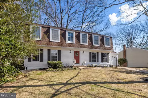 15897 Melody Ln, Dumfries, VA 22025