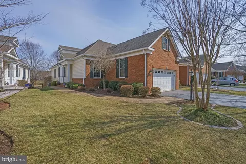 5111 Curran Creek Dr, Haymarket, VA 20169