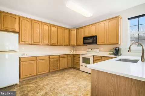 3948 Solstice Ln, Dumfries, VA 22025 photo 7