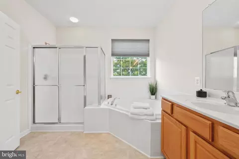 3948 Solstice Ln, Dumfries, VA 22025 photo 12