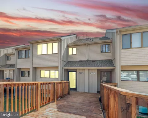2149 Gunsmith Ter, Woodbridge, VA 22191