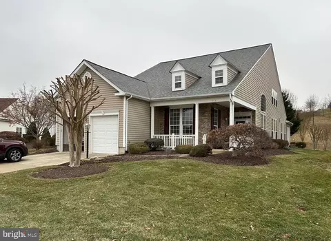 3753 Russett Maple Ct, Dumfries, VA 22025