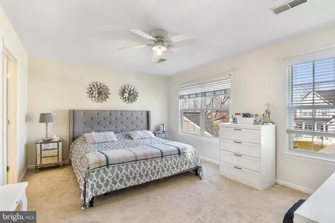 Bedroom - 5594 Hobsons Choice Loop, Manassas, VA 20112 photo 4 of 5