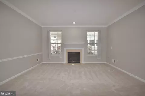 13094 Ormond Dr, Bristow, VA 20136 photo 4