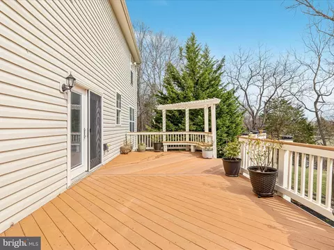 Exterior - 9847 Rainleaf Ct, Bristow, VA 20136 photo 3 of 12