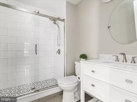 Bath - 9847 Rainleaf Ct, Bristow, VA 20136 photo 1 of 5
