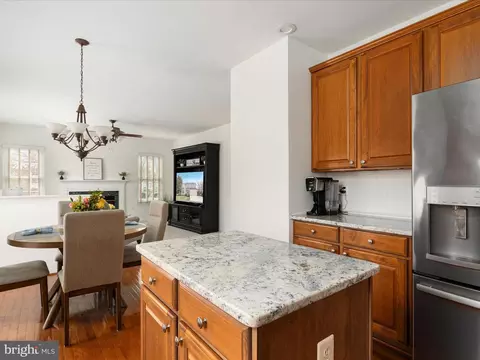 Kitchen - 9847 Rainleaf Ct, Bristow, VA 20136 photo 3 of 3