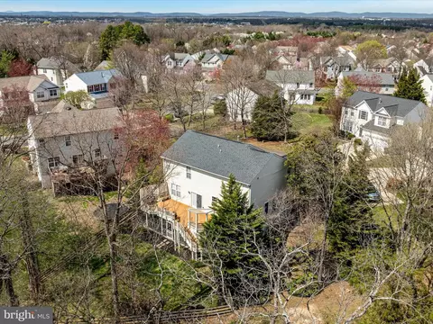 View/Area - 9847 Rainleaf Ct, Bristow, VA 20136 photo 4 of 8