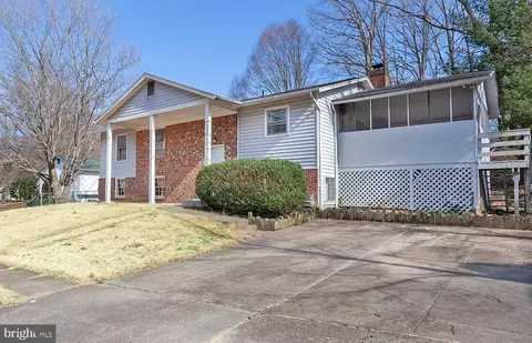 2535 Paxton St, Woodbridge, VA 22192