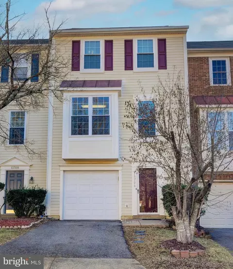 15706 Lansdale Pl, Dumfries, VA 22025