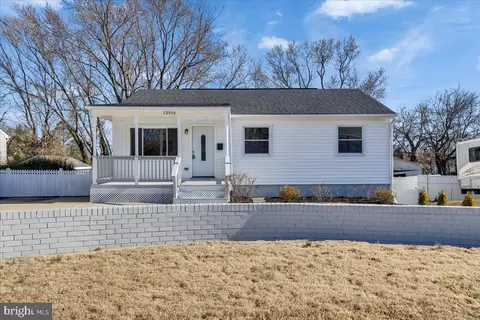 13916 Mathews Dr, Woodbridge, VA 22191