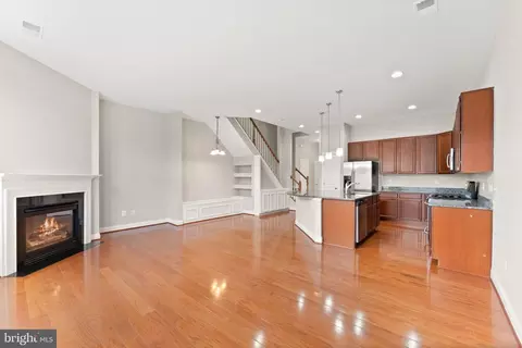 Living - 9162 Ribbon Falls Loop, Bristow, VA 20136 photo 4 of 13