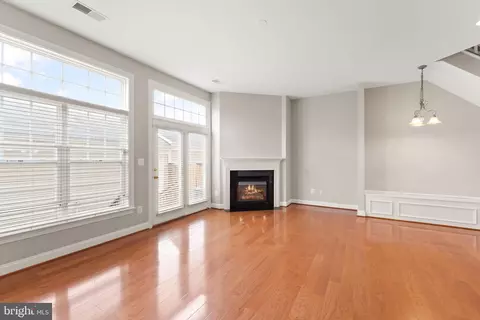 Living - 9162 Ribbon Falls Loop, Bristow, VA 20136 photo 3 of 13