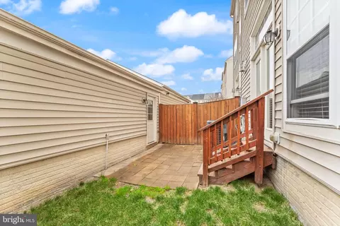 Exterior - 9162 Ribbon Falls Loop, Bristow, VA 20136 photo 3 of 11