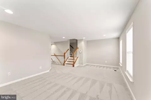 Living - 9162 Ribbon Falls Loop, Bristow, VA 20136 photo 13 of 13