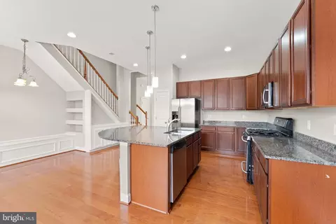 Kitchen - 9162 Ribbon Falls Loop, Bristow, VA 20136 photo 5 of 5