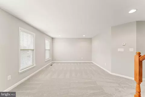 Living - 9162 Ribbon Falls Loop, Bristow, VA 20136 photo 11 of 13
