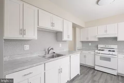 8133 Community Dr, Manassas, VA 20109 photo 6