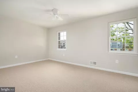 8133 Community Dr, Manassas, VA 20109 photo 19