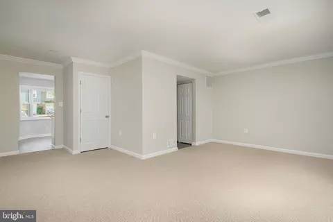 8133 Community Dr, Manassas, VA 20109 photo 9