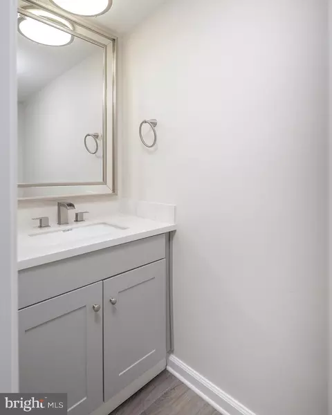 8133 Community Dr, Manassas, VA 20109 photo 15