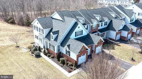15429 Painters Cove Way, Haymarket, VA 20169