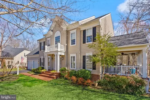 13302 Amblewood Dr, Manassas, VA 20112