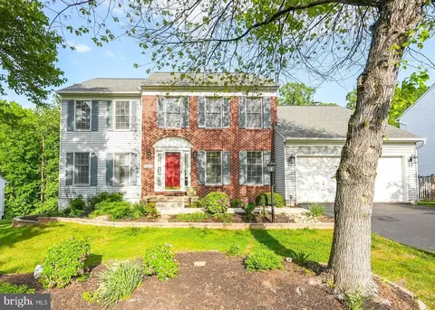 16117 Kennedy St, Woodbridge, VA 22191