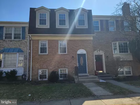 12297 Cinnamon St, Woodbridge, VA 22192
