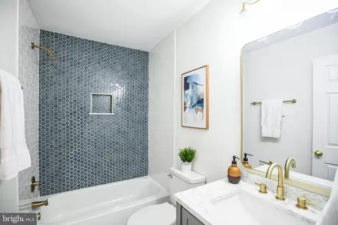 7657 Michelle Ct, Manassas, VA 20109 photo 18