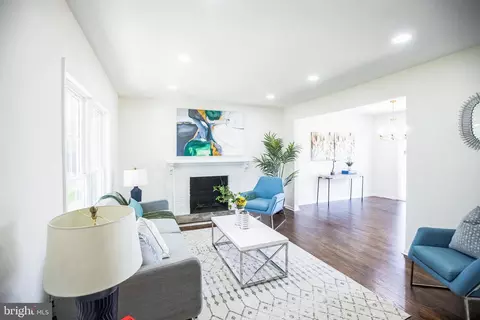 7657 Michelle Ct, Manassas, VA 20109 photo 3