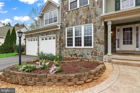 10117 Chokecherry Ct, Manassas, VA 20110 photo 4