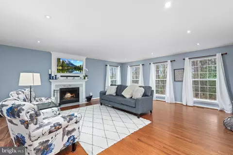10117 Chokecherry Ct, Manassas, VA 20110 photo 24