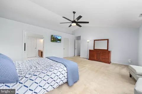 10117 Chokecherry Ct, Manassas, VA 20110 photo 32