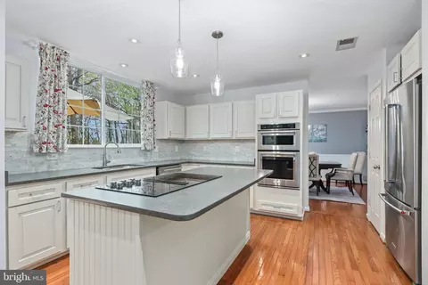 10117 Chokecherry Ct, Manassas, VA 20110 photo 18