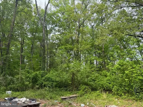 4109 Meyers Rd, Triangle, VA 22172 photo 7