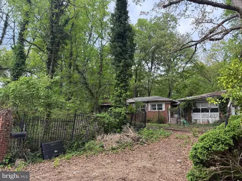 4204 Meyers Rd, Triangle, VA 22172 photo 2