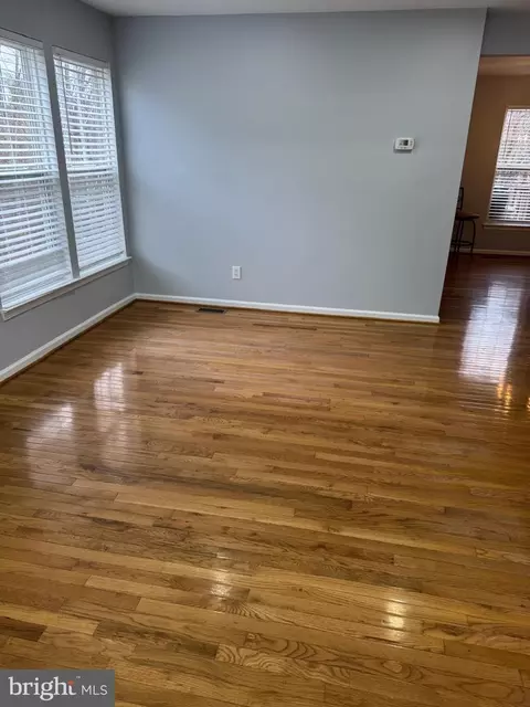 17439 Kagera Dr, Dumfries, VA 22025 photo 4